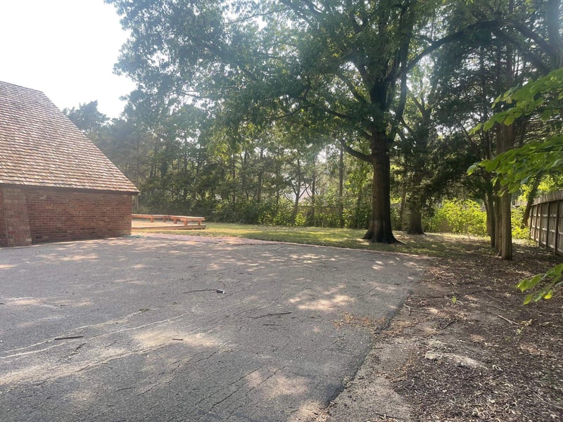 3 N Saint James, Eastborough, KS 67206