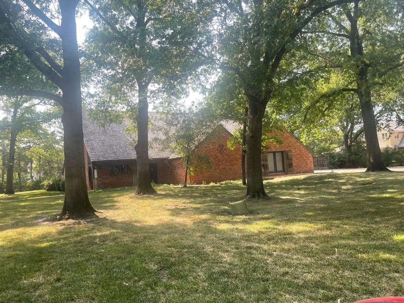 3 N Saint James, Eastborough, KS 67206