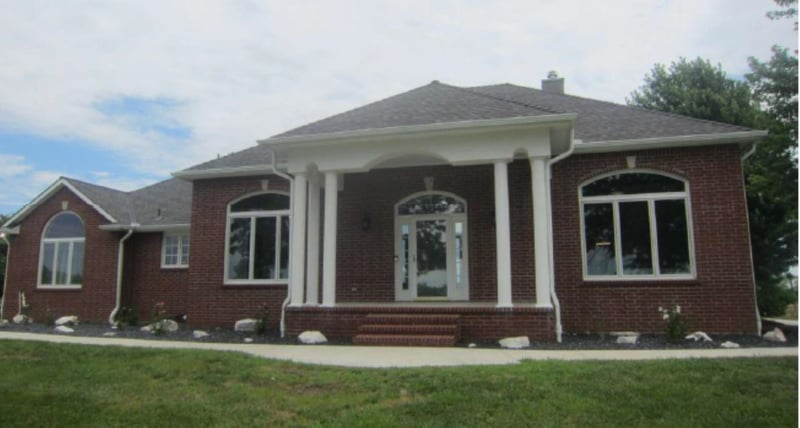 8850 S Greenwich Rd, Derby, KS 67037