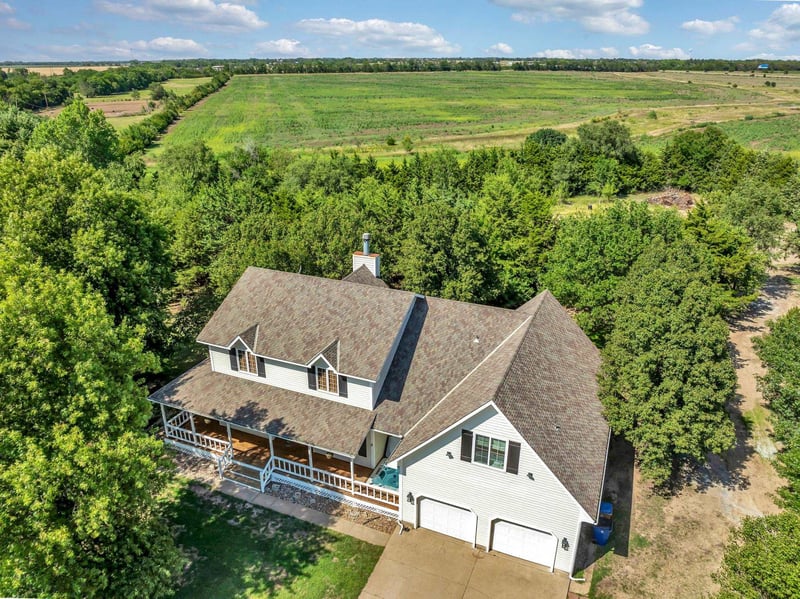 506 E 93rd St N, Park City, KS 67147