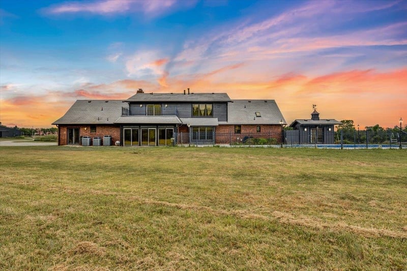 1715 Harry St, Andover, KS 67002