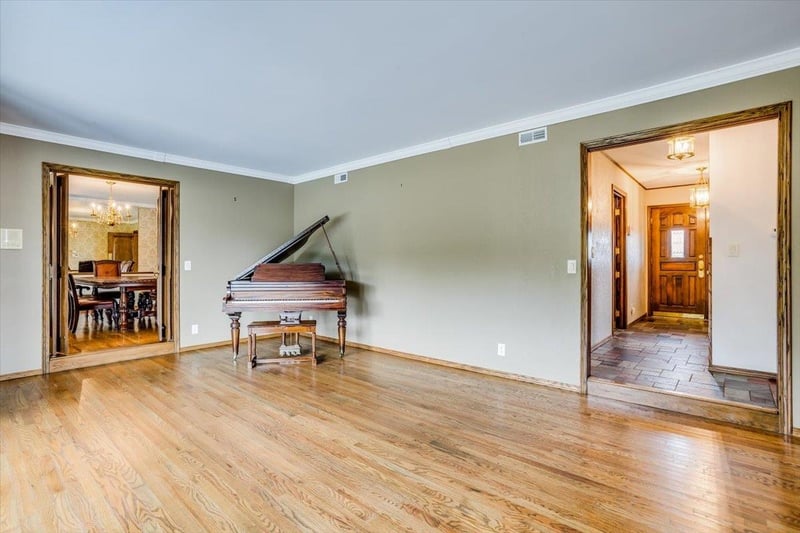 1715 Harry St, Andover, KS 67002