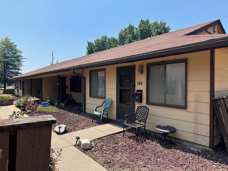 750 W Dayton, Wichita, KS 67213