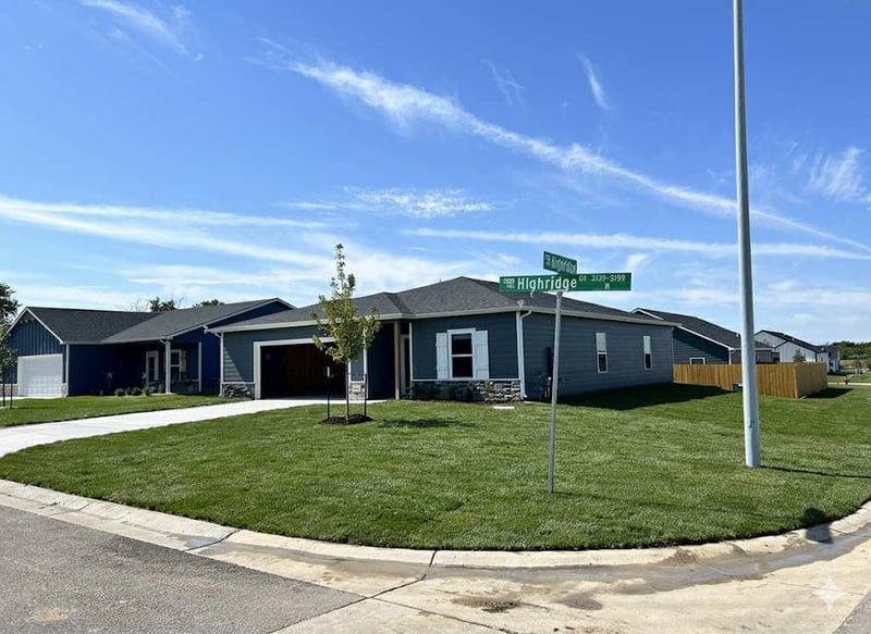 3139 Highridge Ct, Park City, KS 67219