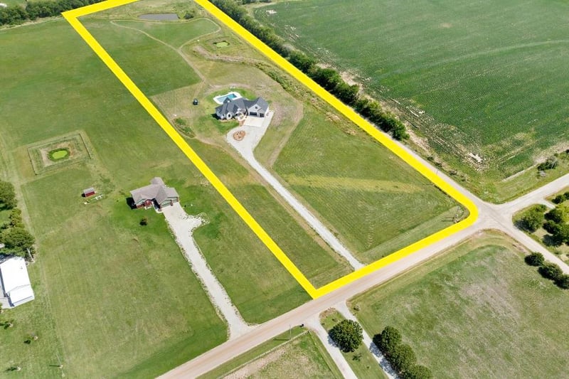 7194 S 127th St E, Derby, KS 67037