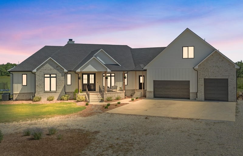 7194 S 127th St E, Derby, KS 67037