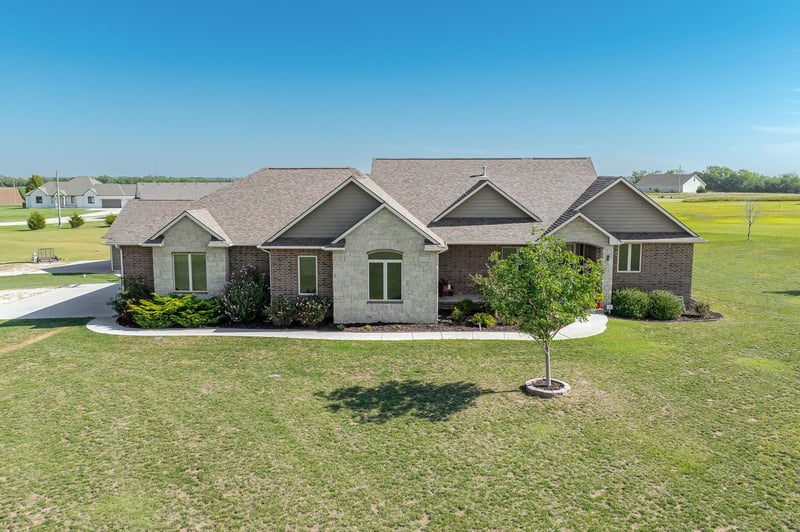 370 N 179th Ct W, Goddard, KS 67052