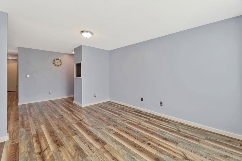 1375 N Broadway Rd, Peck, KS 67120