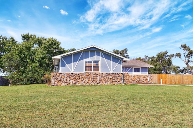 1375 N Broadway Rd, Peck, KS 67120