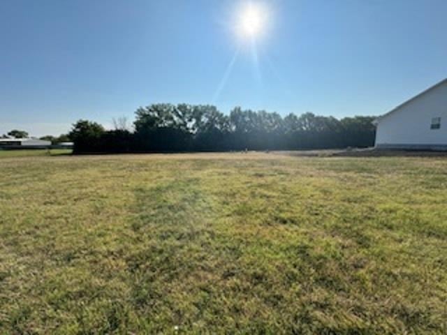 802 South Meadows Dr, Hesston, KS 67062
