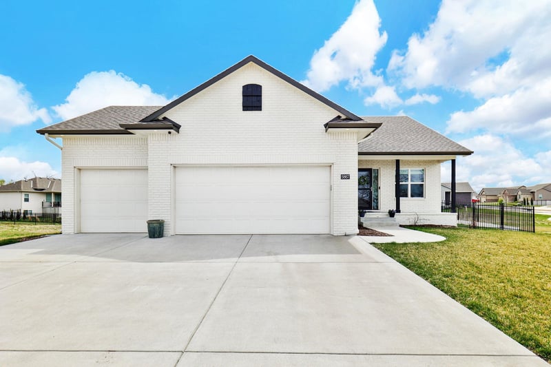 5867 E Central Park Ave, Wichita, KS 67220