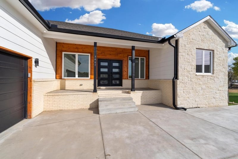 3461 S Sabin Ct, Wichita, KS 67215