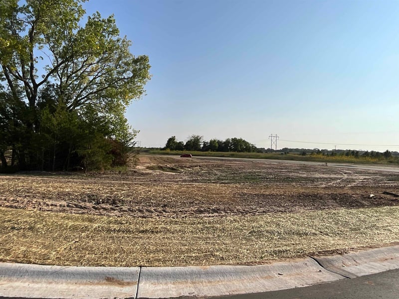 Lot 94 Block D Bluelake Ct, Wichita, KS 67215