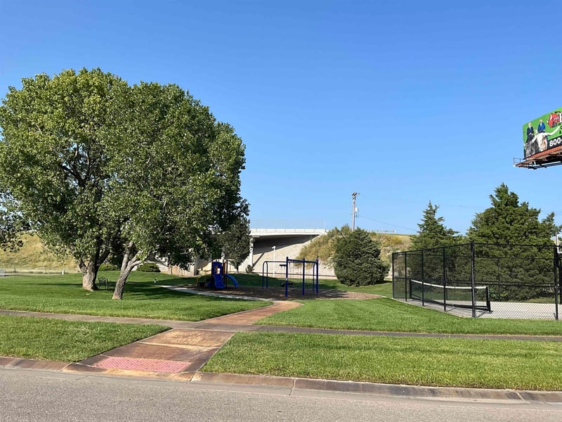 Lot 41 Block A Blue Lake, Wichita, KS 67215