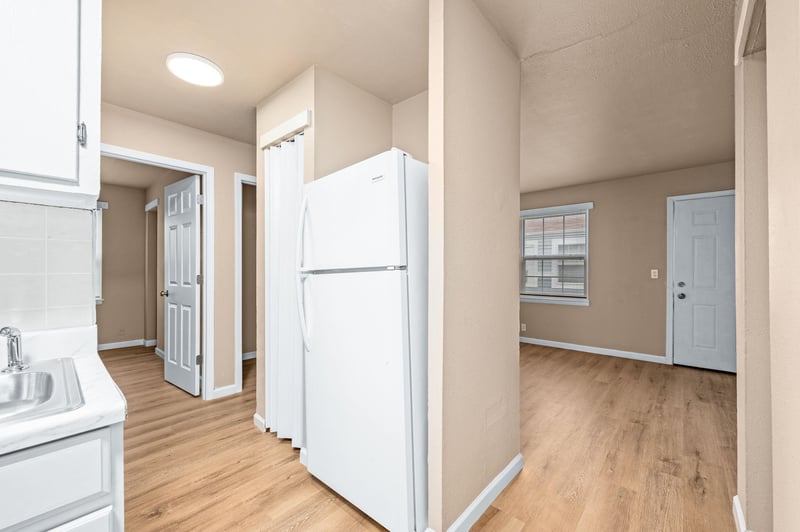 2529-2560 N Park Pl, Wichita, KS 67204