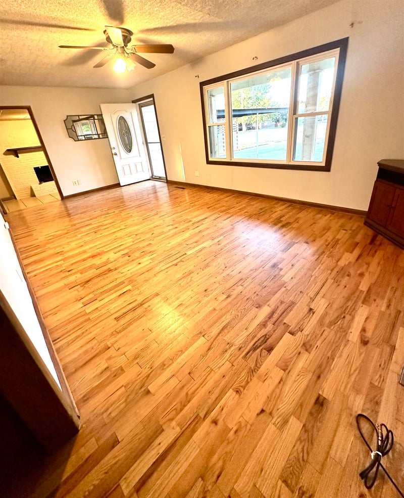 221 N Graphic, Attica, KS 67009