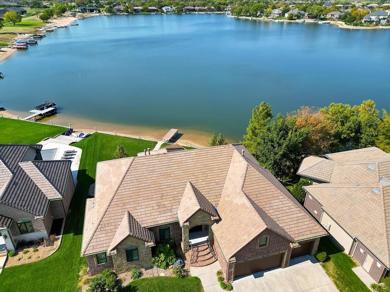 1770 W Driftwood Ct, Wichita, KS 67204