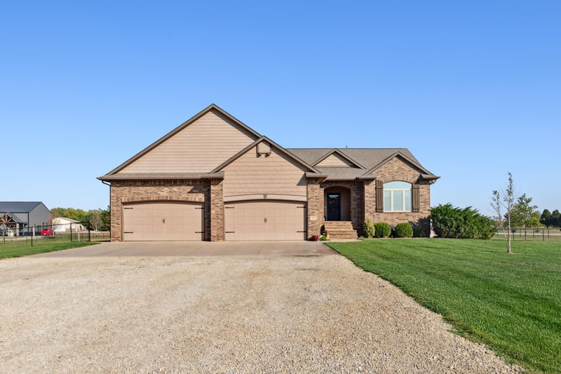 14800 W 70th Ct N, Colwich, KS 67030