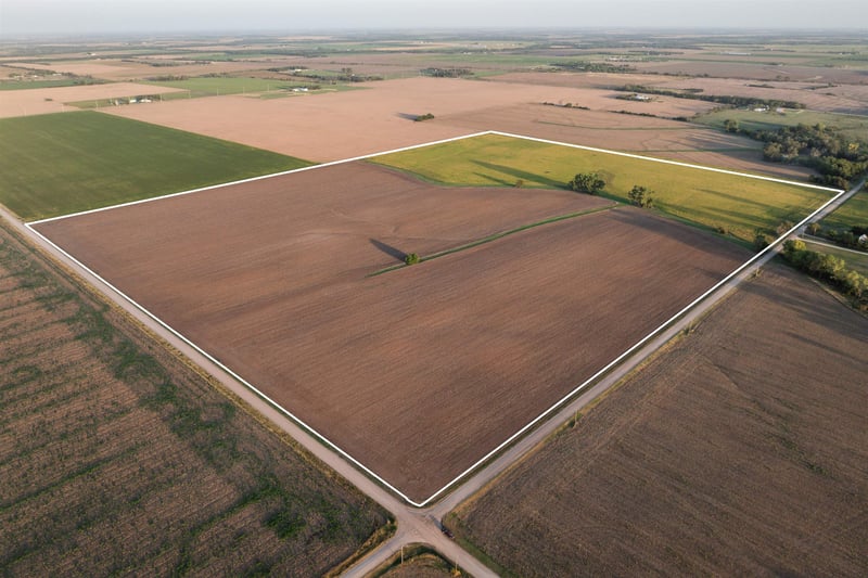 00000 SW 36th St, Newton, KS 67114
