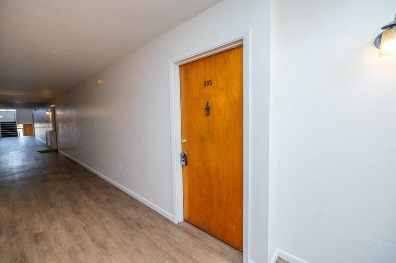 2510 - 2520 E Lincoln St, Wichita, KS 67211