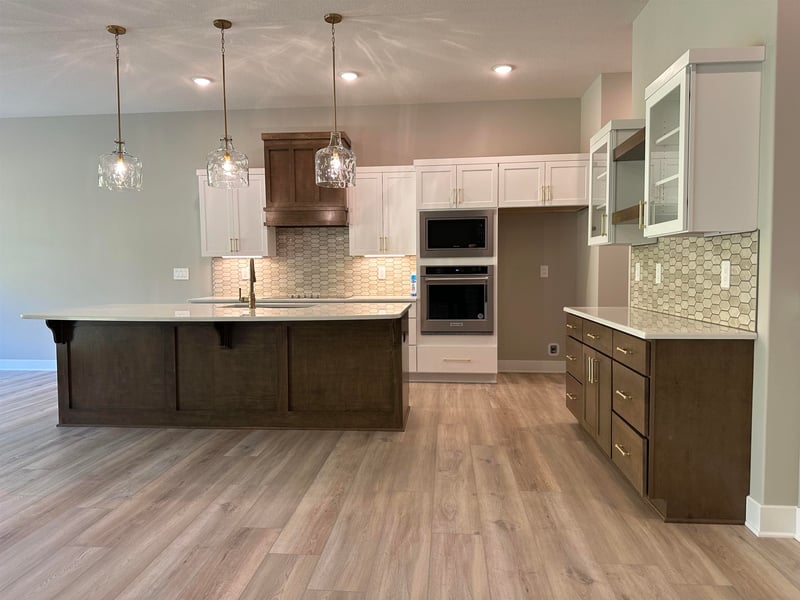 400 E Timber Creek, Haysville, KS 67060