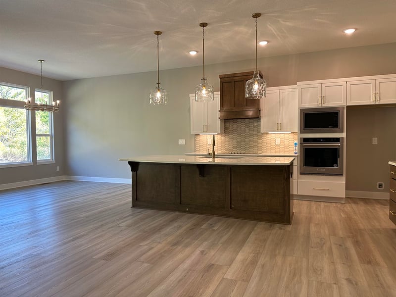 400 E Timber Creek, Haysville, KS 67060