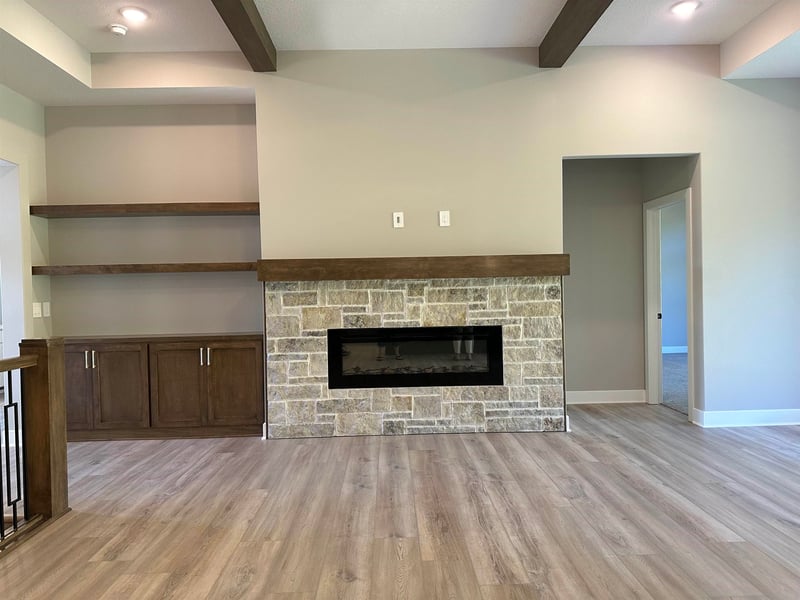 400 E Timber Creek, Haysville, KS 67060