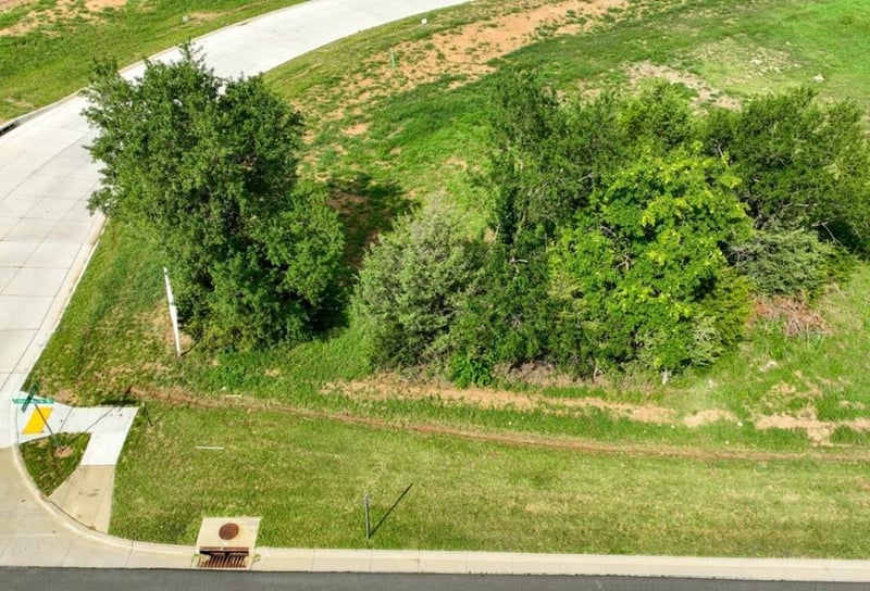 B4 L1 Timber Ridge Dr, Salina, KS 67401