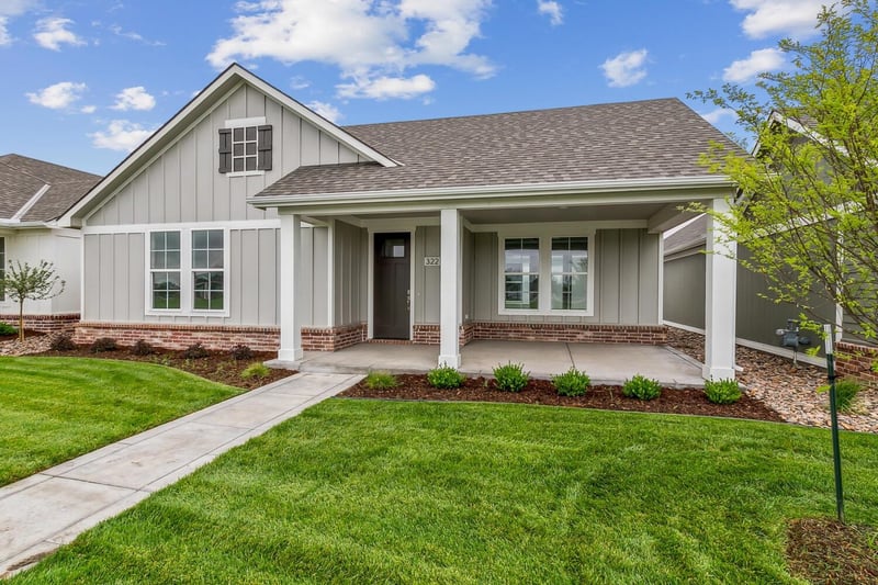 322 Pepper Tree Rd, Andover, KS 67002
