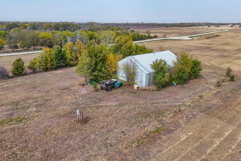 13510 220th St, Douglass, KS 67039