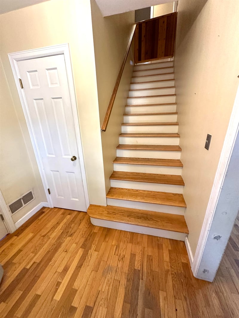 209 W First Ave, Medicine Lodge, KS 67104