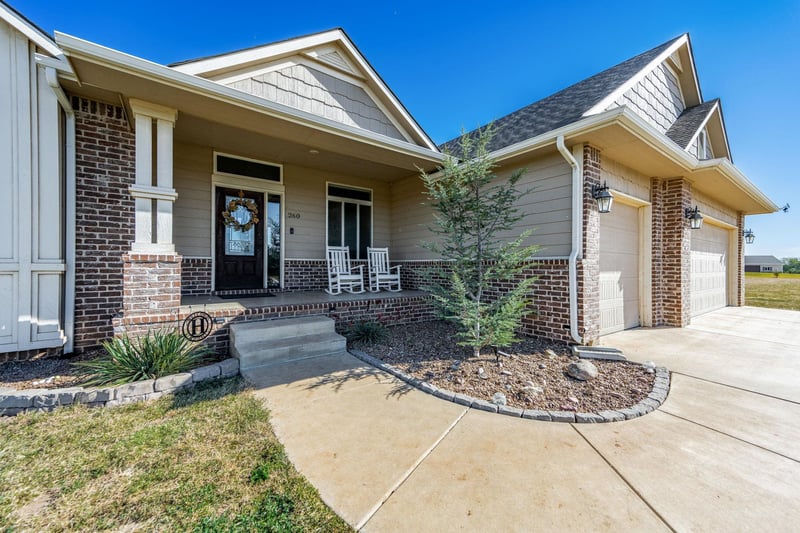 260 N 179th Ct W, Goddard, KS 67052