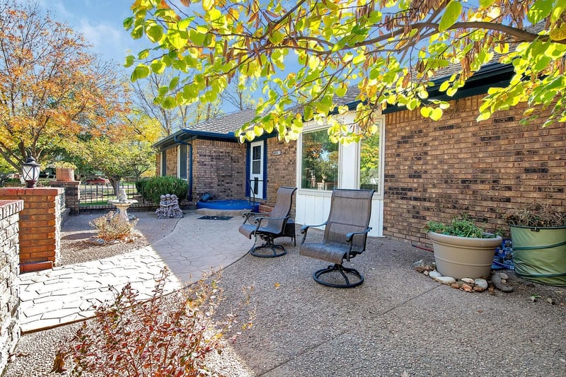 401 S Fairhaven Rd, Wichita, KS 67209