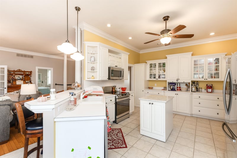 3308 Witmarsum Dr, North Newton, KS 67117