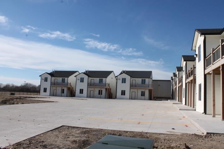 7004 E Osie, Wichita, KS 67207
