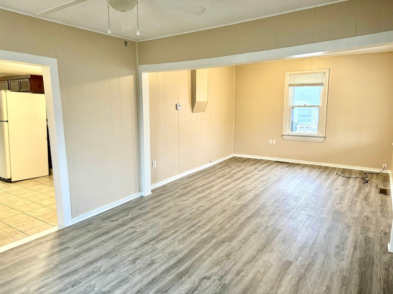 109 S 2nd, Towanda, KS 67144