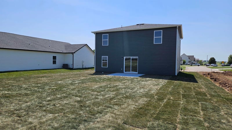 1416 Sedgwick St, Garden Plain, KS 67050