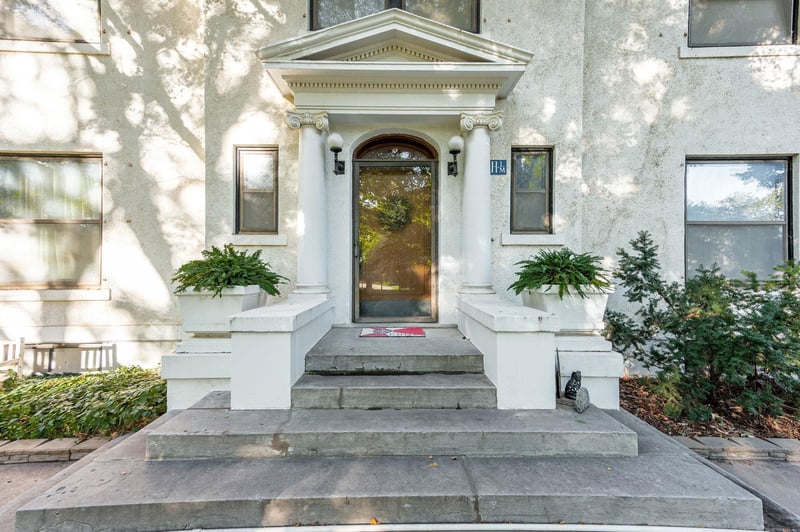 1817 N Wellington Pl, Wichita, KS 67203