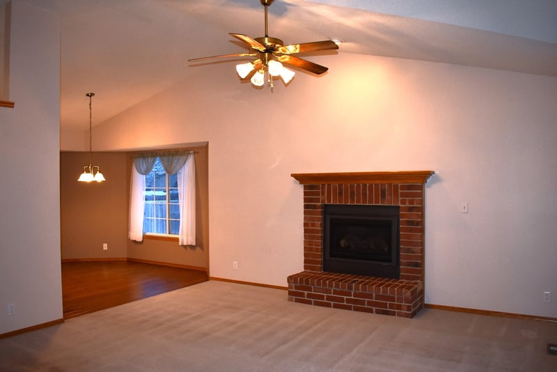 1118 N West St, Rose Hill, KS 67133-9332