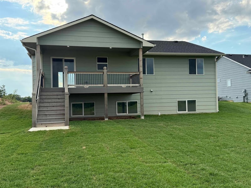 5301 42nd St S, Wichita, KS 67215