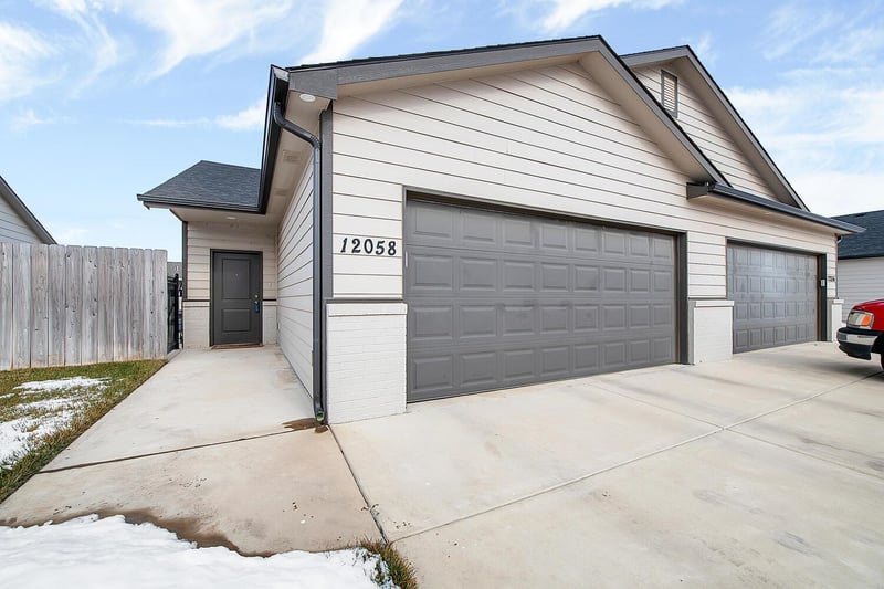 12056-58 W Fontana, Maize, KS 67205