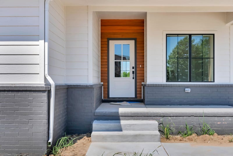 5161 Colonial Ave, Bel Aire, KS 67226