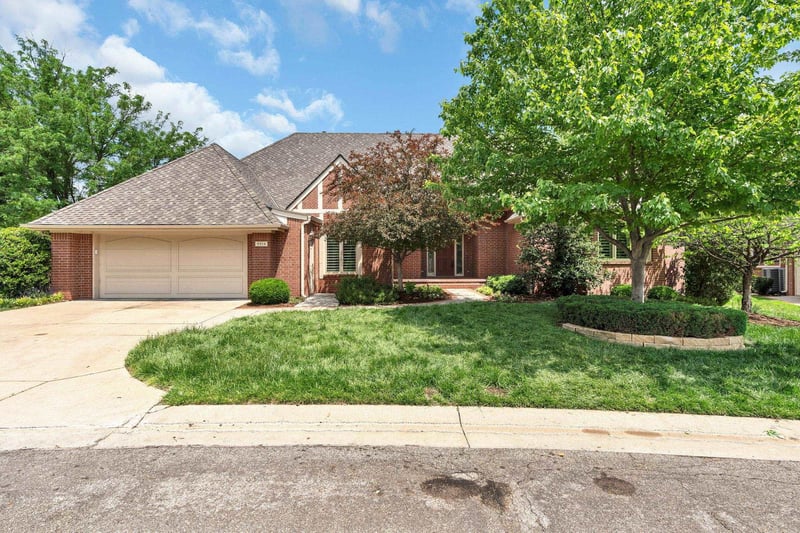 9214 E Killarney, Wichita, KS 67206