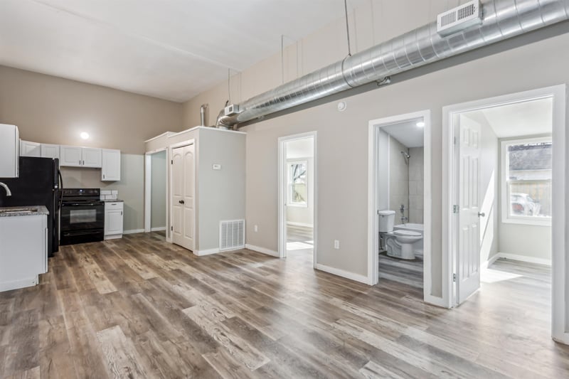 1704 S Santa Fe St #1706 S Santa Fe, Wichita, KS 67211