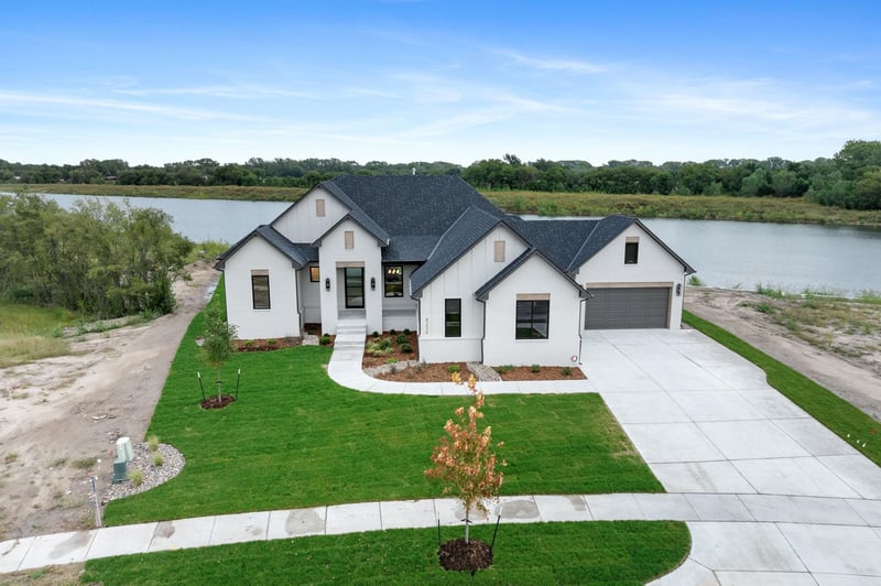 8236 W Mossy Stone, Maize, KS 67101