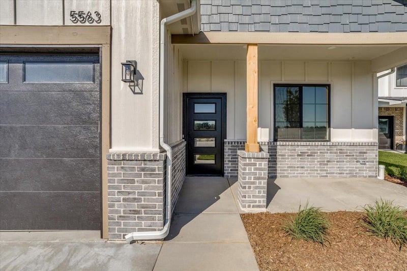 5563 Wandering Way, Maize, KS 67101