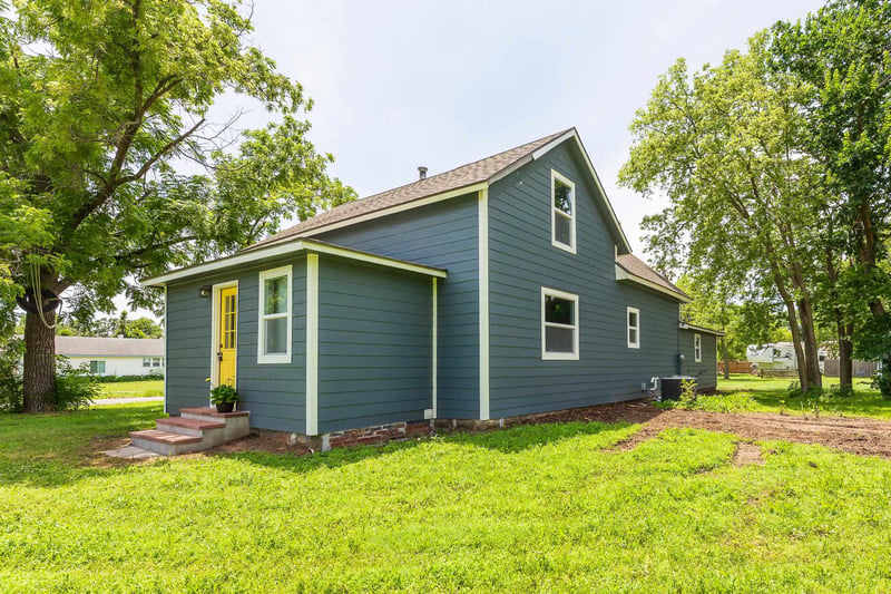 220 E Market, Burrton, KS 67020