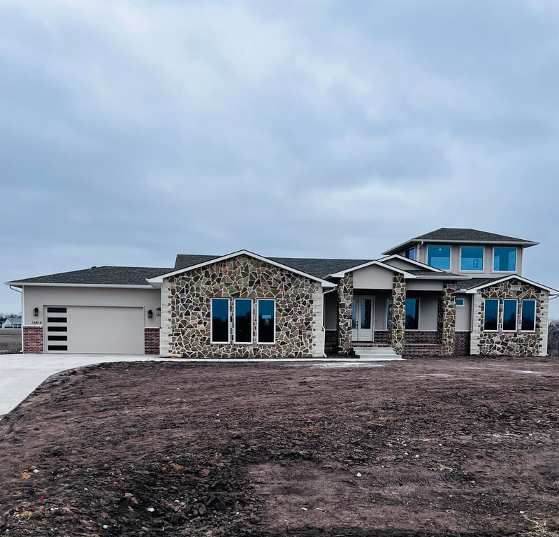 16414 W Shade Ct, Goddard, KS 67052