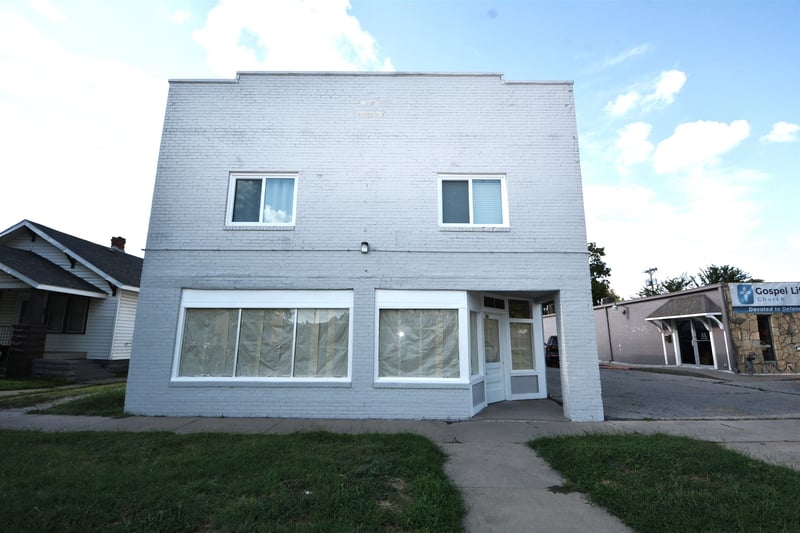 1316 Douglas Ave, Wichita, KS 67203