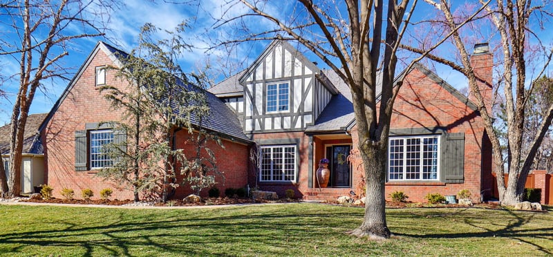 8810 E Clubside Cir, Wichita, KS 67206